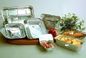 Μη - τοξικά εμπορευματοκιβώτια τροφίμων αλουμινίου με το μίας χρήσης καλαθάκι με φαγητό ξενοδοχείων καπακιών