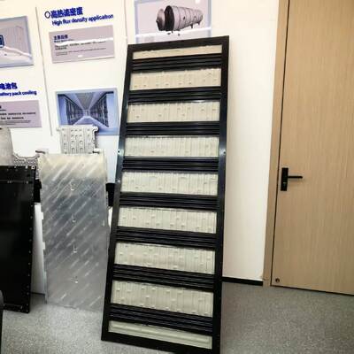 Ποιότητα Placa de refrigeración por fricción para paquetes de baterías de alta potencia, sistema de baterías ESS Εργοστάσιο